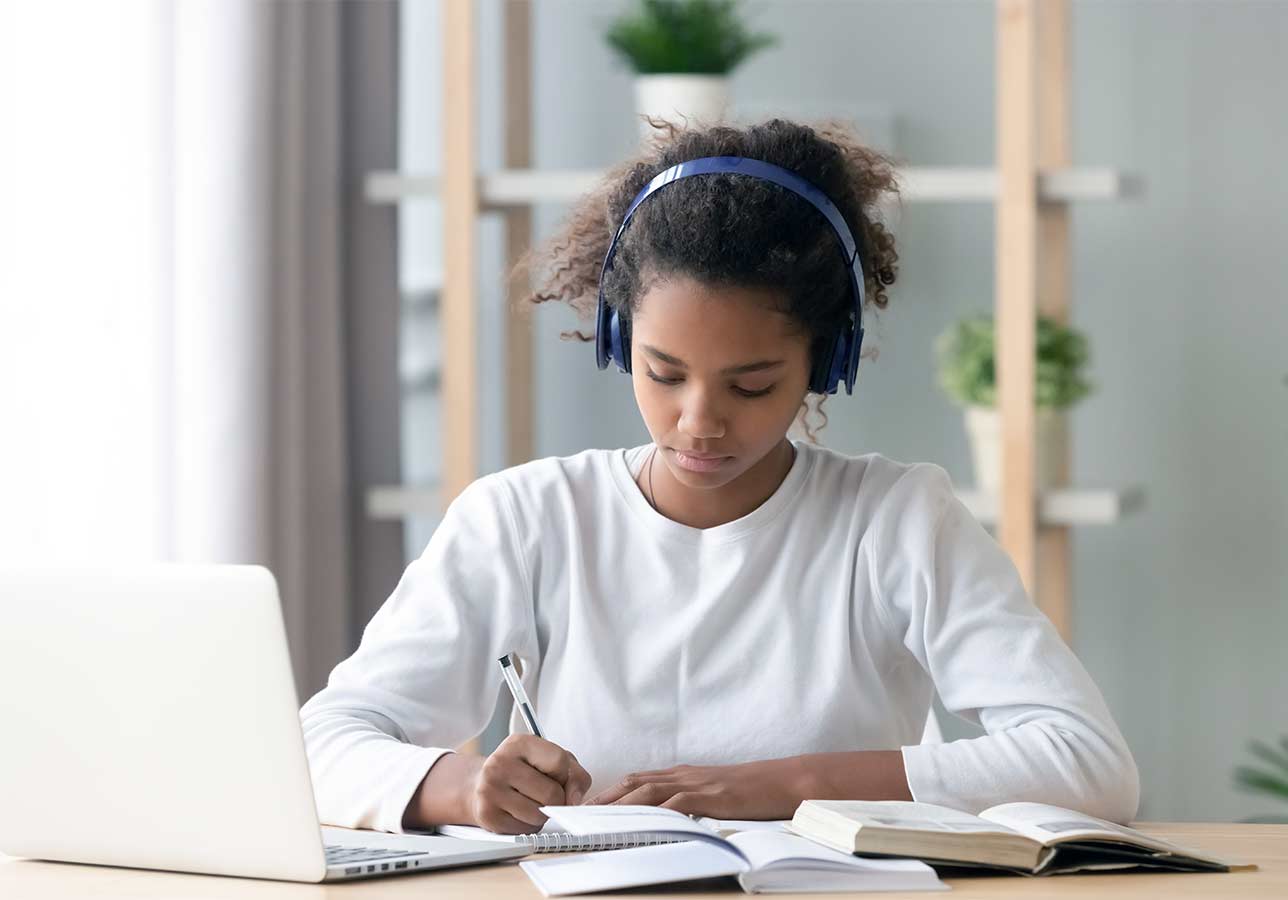 Online Learning Guide: Master Skills from Home!